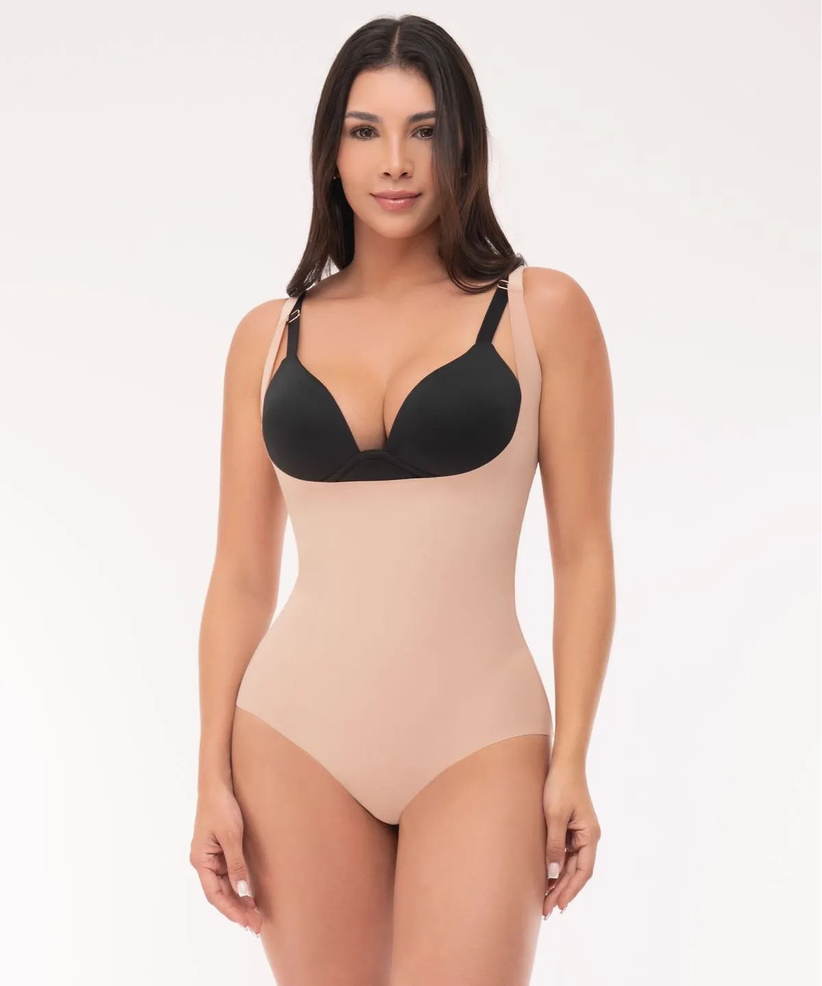 Seamless open-bust invisible bodysuit with uniform compression in the abdomen and waist, beige color