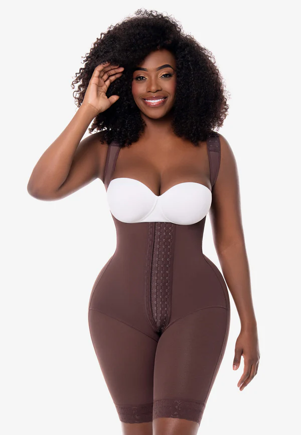Agate hourglass girdle with mid-thigh clasps | FJ005RA