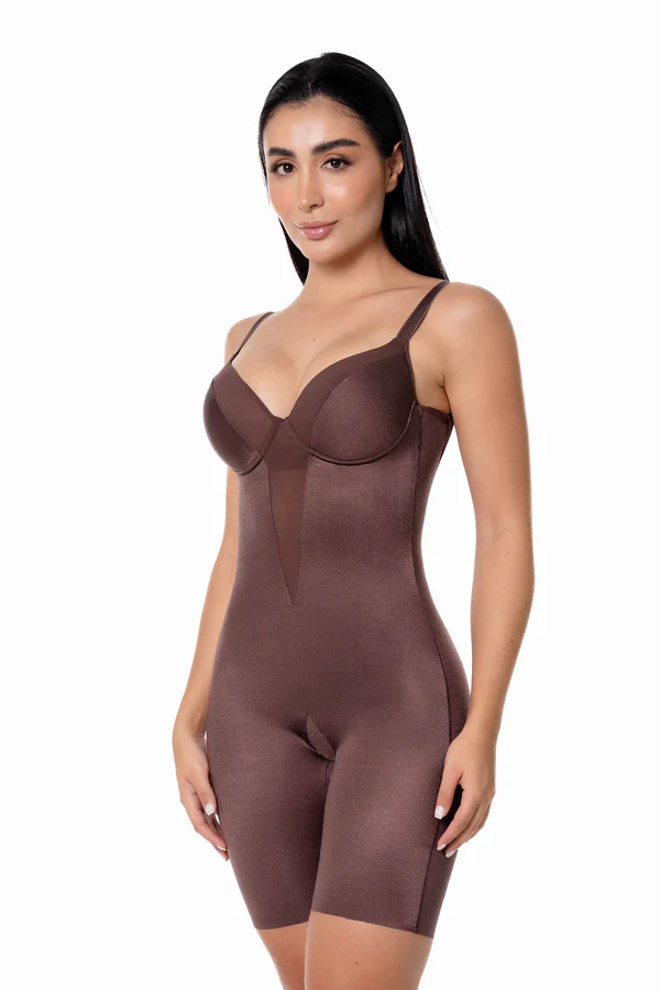Mid-Thigh Shaping Bodysuit with Cups | ZINNIA